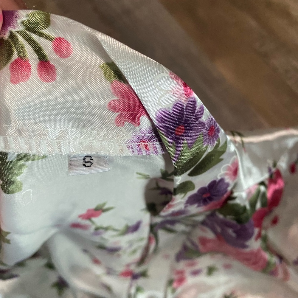 Floral Satin Robe - Picture 4 of 5